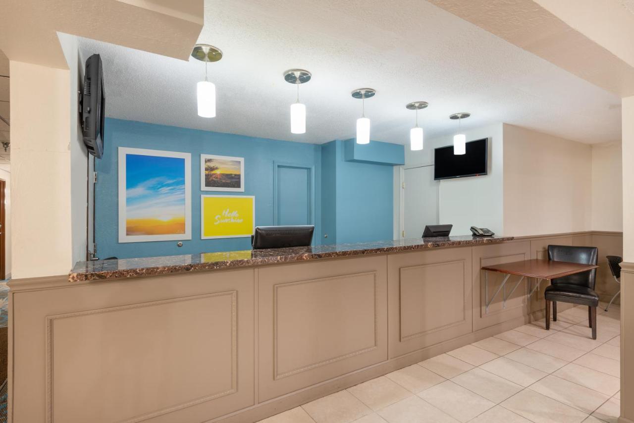 Days Inn By Wyndham Somerset Pa I-70 I-76 Екстериор снимка