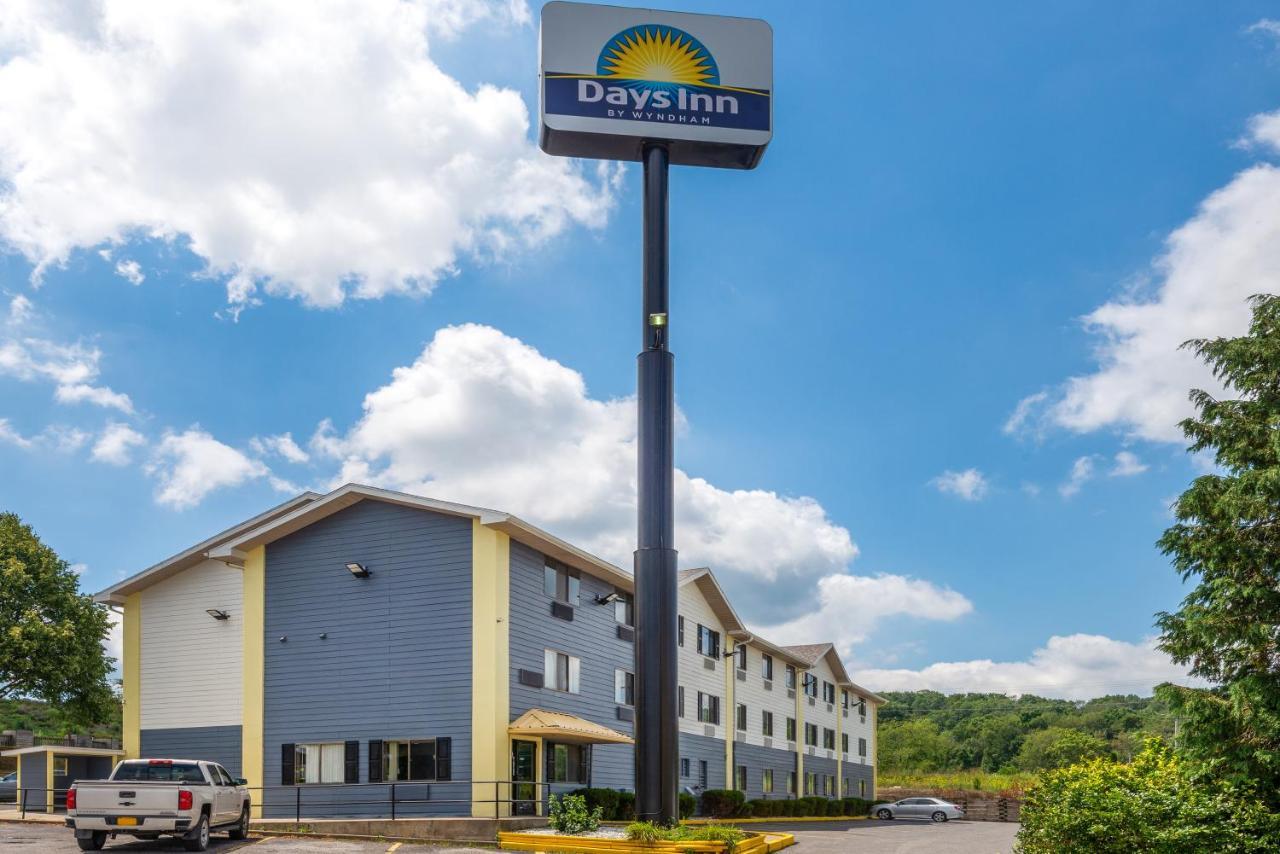Days Inn By Wyndham Somerset Pa I-70 I-76 Екстериор снимка