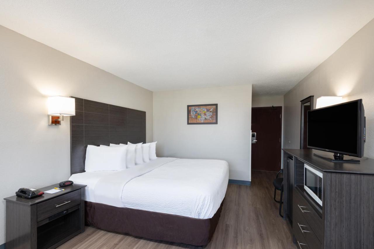 Days Inn By Wyndham Somerset Pa I-70 I-76 Екстериор снимка