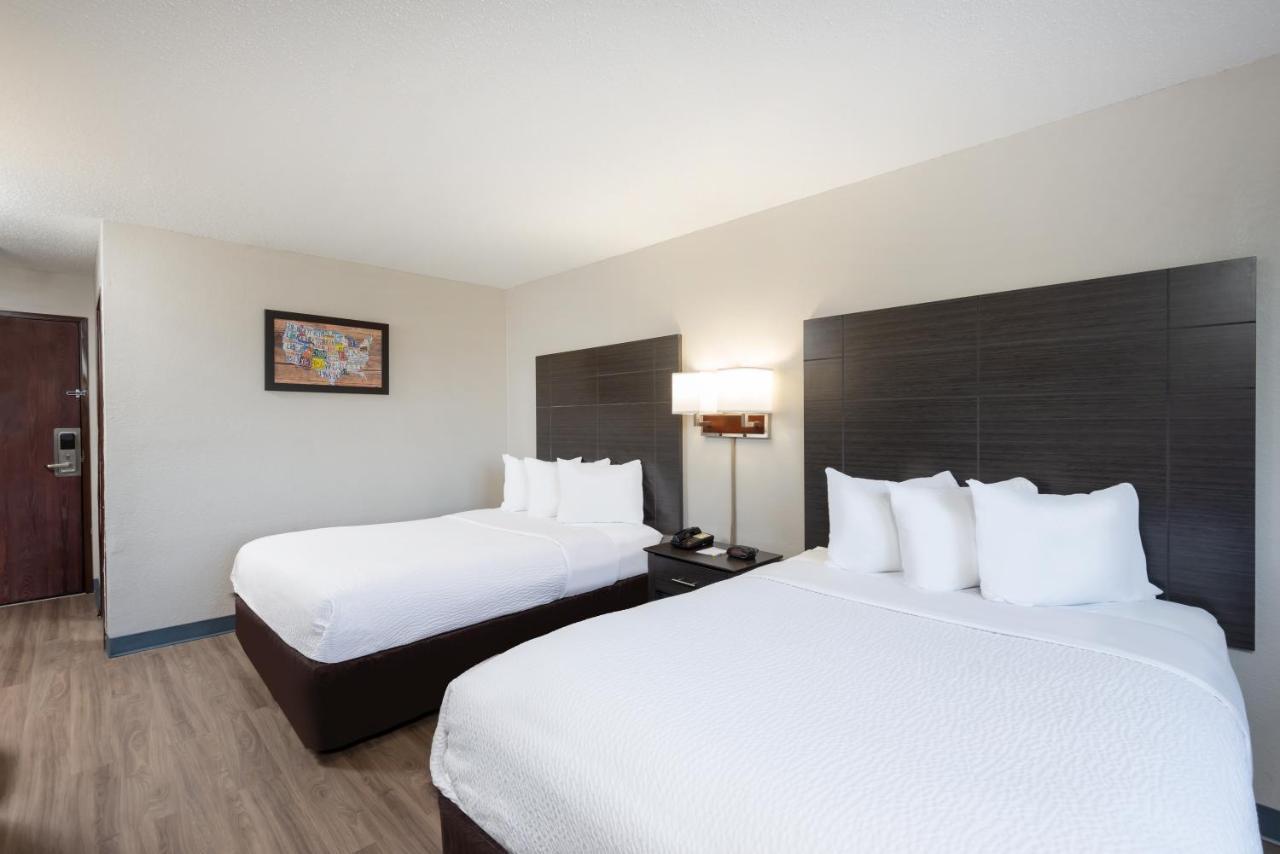 Days Inn By Wyndham Somerset Pa I-70 I-76 Екстериор снимка